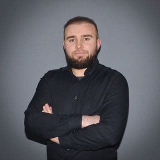 Lavderim  Chavez Avatar